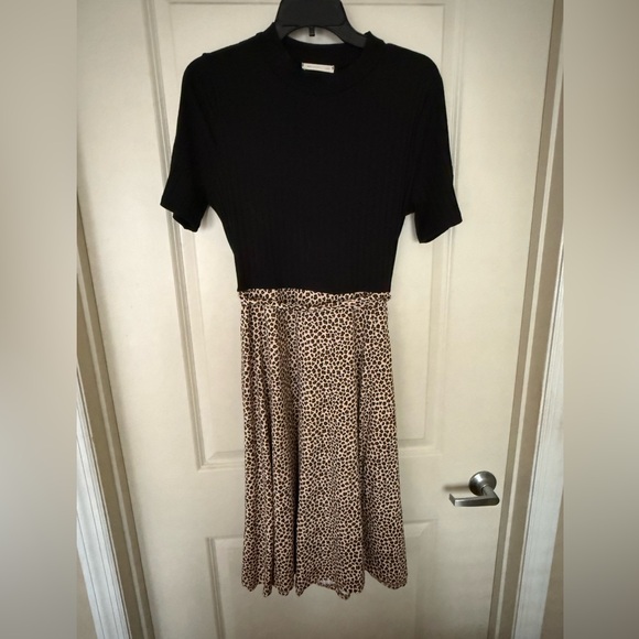 Black and Leopard Print Dress with Button Accents - Picture 1 of 4